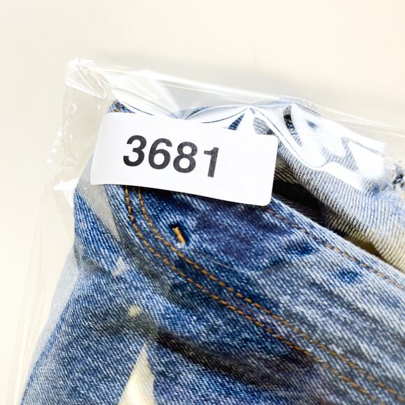 Abercrombie & Fitch 26 2 High Rise Mom Short Curve Love Denim Cut Off Blue - Picture 8 of 8